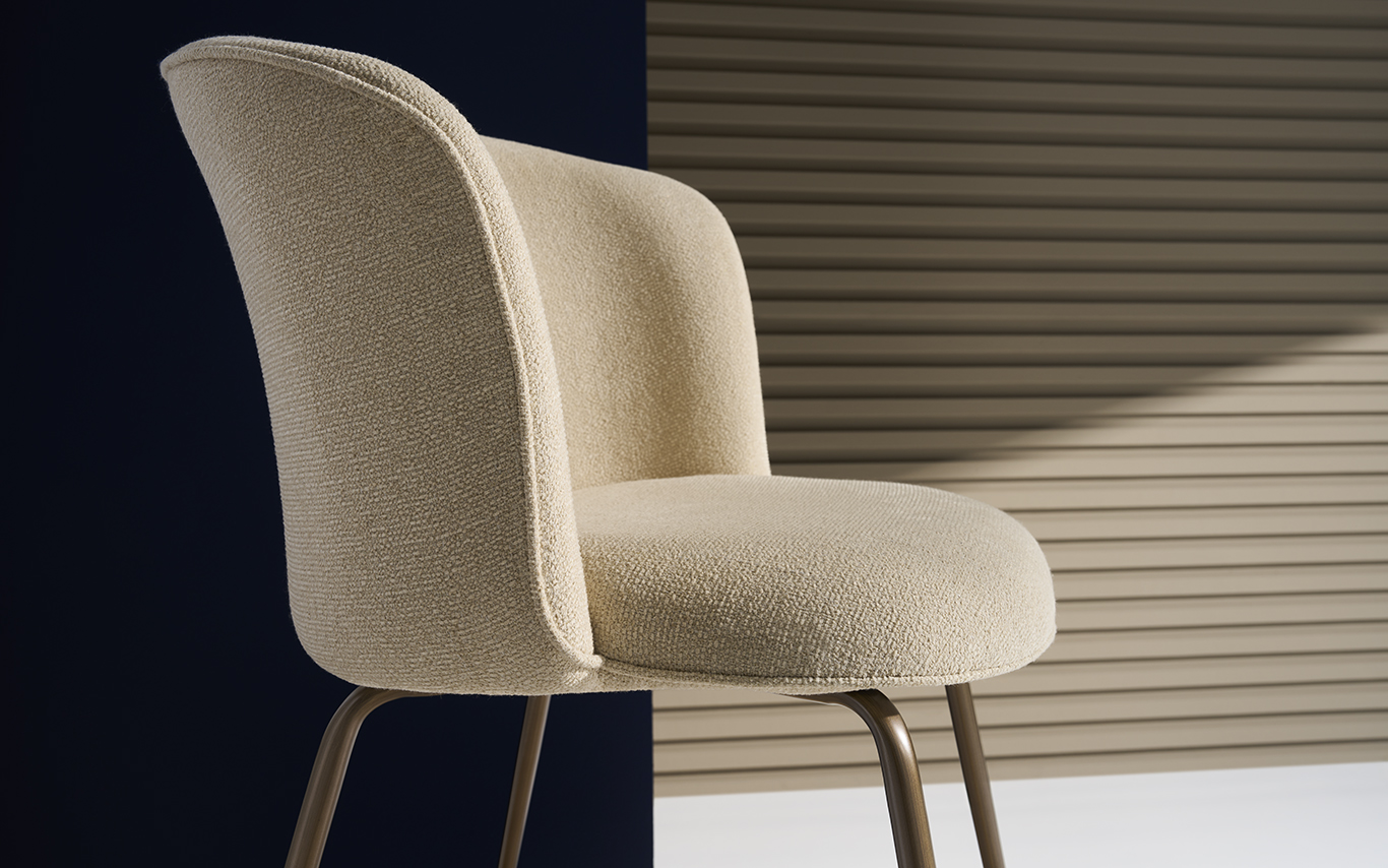 fauna-guest-chair
