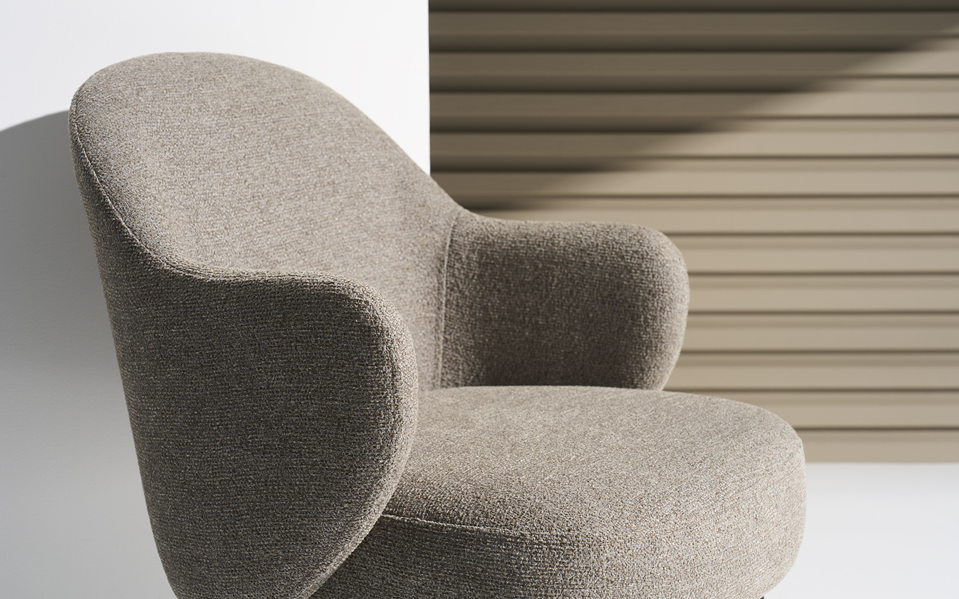 flora-arm-chair